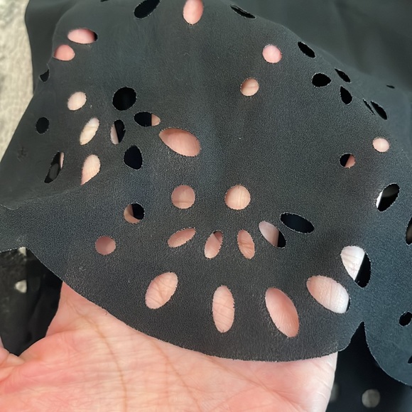 Brandy Melville Black Top - Picture 3 of 4